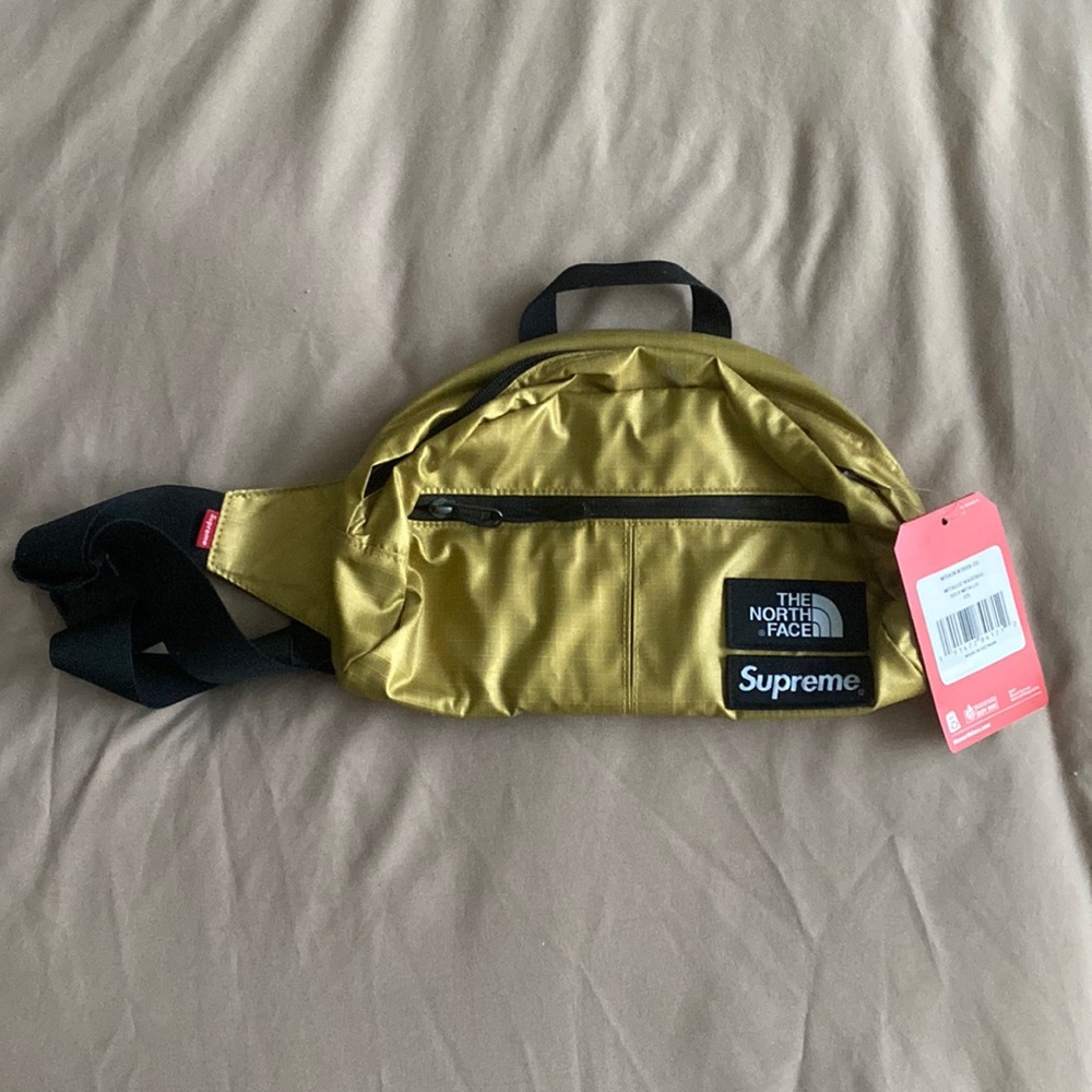 Supreme x Northface Gold Metallic Roo Lumbar Pack